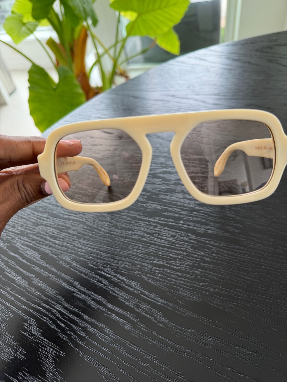 Elisa Johnson Women's Cream Square Sunglasses - Picture 2 of 5